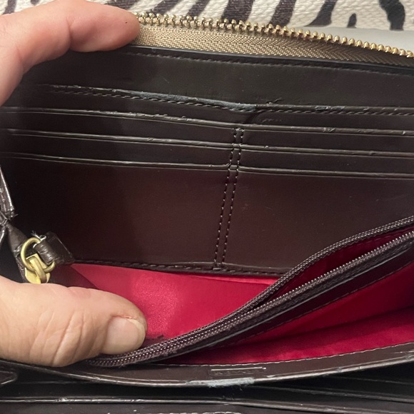 Coach Gold and Brown Signature Wallet - Picture 10 of 15
